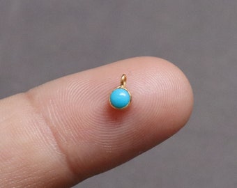 Natürlicher Dornröschen Türkischarme, solider 18K Goldcharme, schlafender Türkis-Goldcharme, fester Goldanhänger, Dezember Birthstone Charme