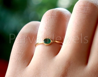 Natural Emerald Ring, Emerald Gold Ring, 18k Solid Gold Ring, Handmade Gold Ring, Emerald Engagement Ring, Wedding Ring, Hammered Gold Ring