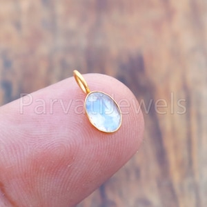 Natural Rainbow Moonstone Charm, 18k Solid Gold Charm, Blue Moonstone Charm, Gold Charm, Charm Pendant, Charm Necklace, Handmade Gold Charm
