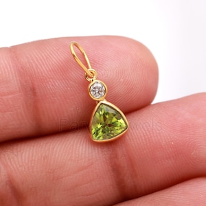 Natural Peridot Moissanite Charm, 18k Solid Gold Charm, AA Peridot Charm Pendant, Moissanite Gold Charm, Charm Pendant, Handmade Gold Charm