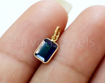 Sapphire Charm, 18k Solid Gold Charm, Natural Sapphire Charm, Gold Charm, Charm Pendant, Charm Necklace, Handmade Gold Charm