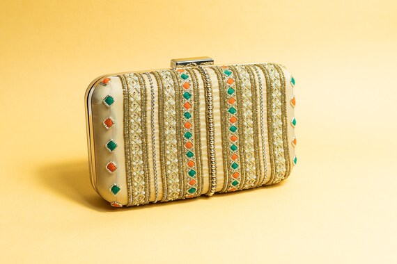 Pochette/borsa pochette in seta dorata artigianale fatta a mano