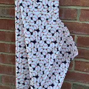 COTTON PRINT FABRIC - Baseballs on blue cotton print fabric - fat quarter fabric - Baseball Print Fabric - Baseball print quilting fabric