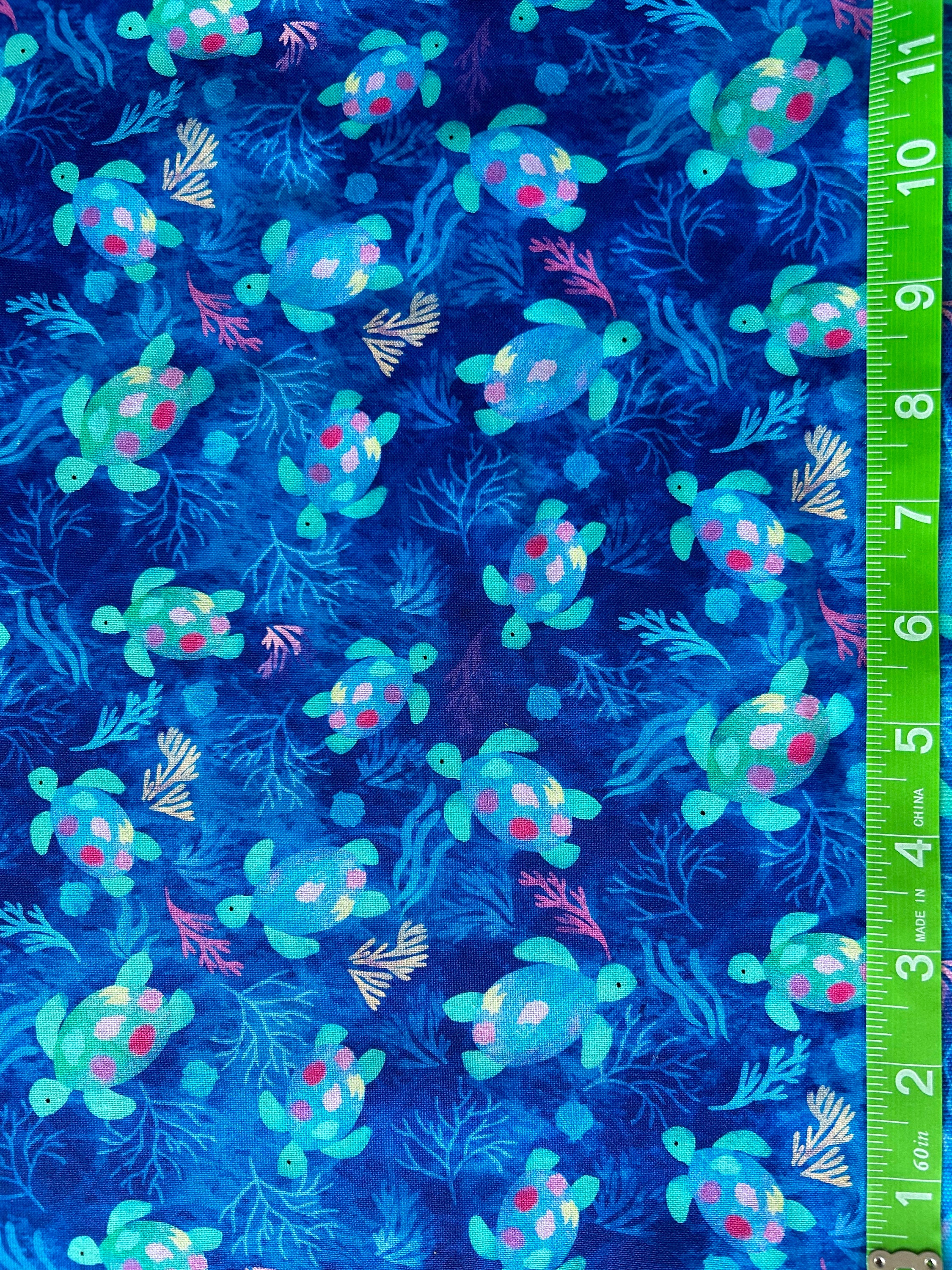 COTTON PRINT FABRIC - Sea Turtles Cotton Print Fabric by the yard - Quilting Fabric - Fabric by the Yard - Diy Craft Fabric - Craft Supply