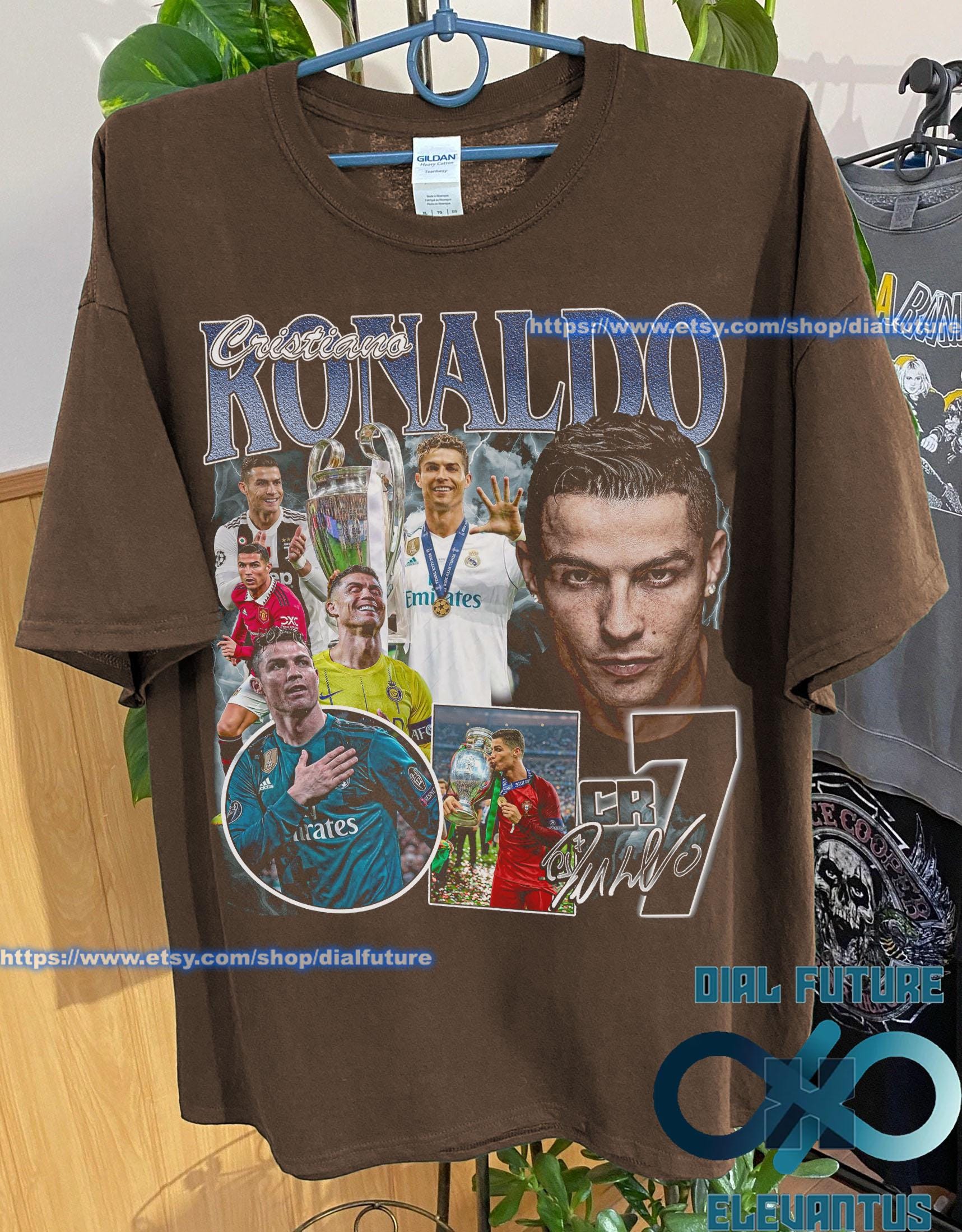Cristiano Ronaldo CR7 Vintage 90s T-shirt, Gift for Woman and Man 