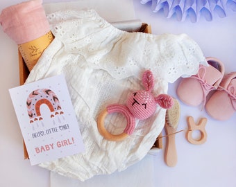 Newborn Baby Girl Gift Box, Welcome Baby Gift Set, Baby Shower Gift, Baby Hamper, Pregnancy Gift, Baby Girl Gift, Personalised Baby Gift