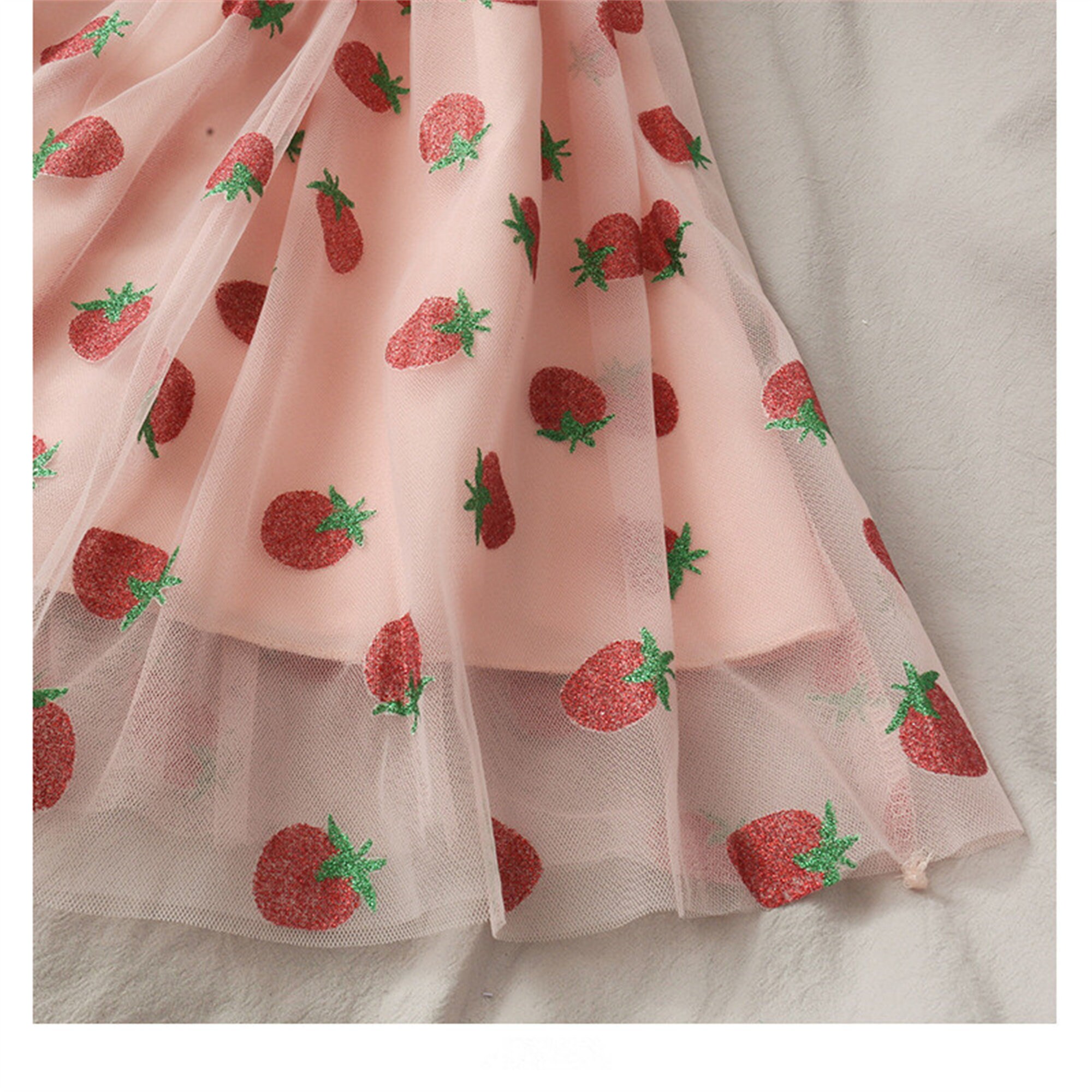 KJHBV 1 Roll Small Strawberry Mesh Rolls Strawberry Net Fabric Dress Skirt  Fabric Craft Tulle Fabric Tulle Spool Ribbon Girl Formal Dresses Festival