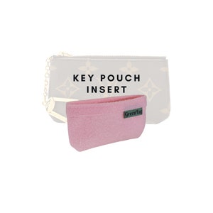 My new key pouch arrived 🌸🩷 : r/Louisvuitton