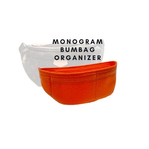 Op de afbeelding: Oranje gevoerde tas organizer voor een monogram bumbag. De organizer heeft meerdere vakken en zakken.