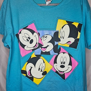 Vintage Disney Mickey Mouse Tee Size Medium