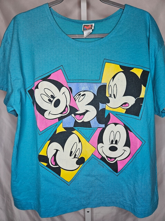 Vintage Disney Mickey Mouse Tee Size Medium - image 1