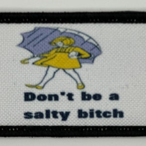 Salty Bitch rolig lapp, broderad morallapp (5 x 7,5 cm)