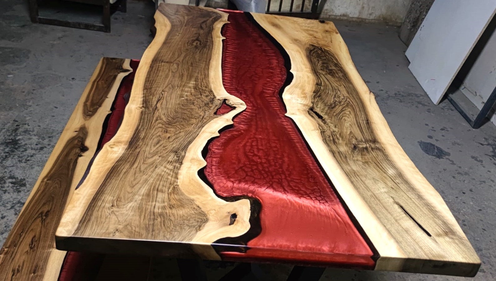 Custom Epoxy Table Live Edge Epoxy Dining Table Epoxy Resin Etsy