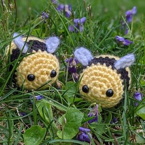 Bee - Crochet Amigurumi | Keychain option
