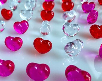 Heart Acrylic Pegs (25 Count)