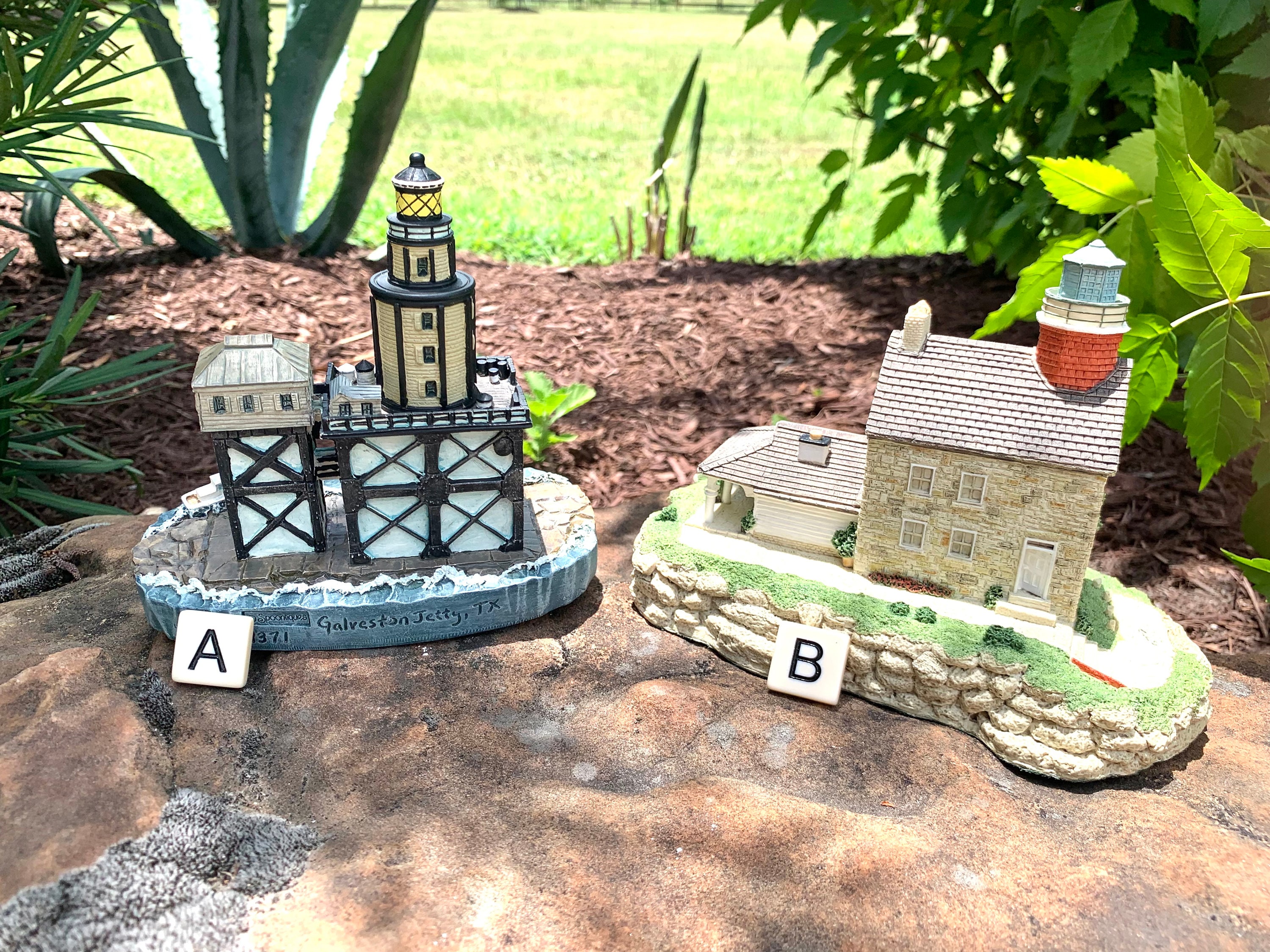 Collectible Miniature Lighthouse Figurines/spoontiques Galveston Jetty