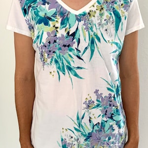 Vintage 1990&#39;s Style & Company Floral Painted Women&#39;s Tee Shirt/Teal Blue and Lavender Artistic Painted Flower Tee Shirt with Silver Glitter