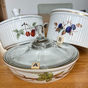 Royal Worcester Holly Ribbons - Etsy