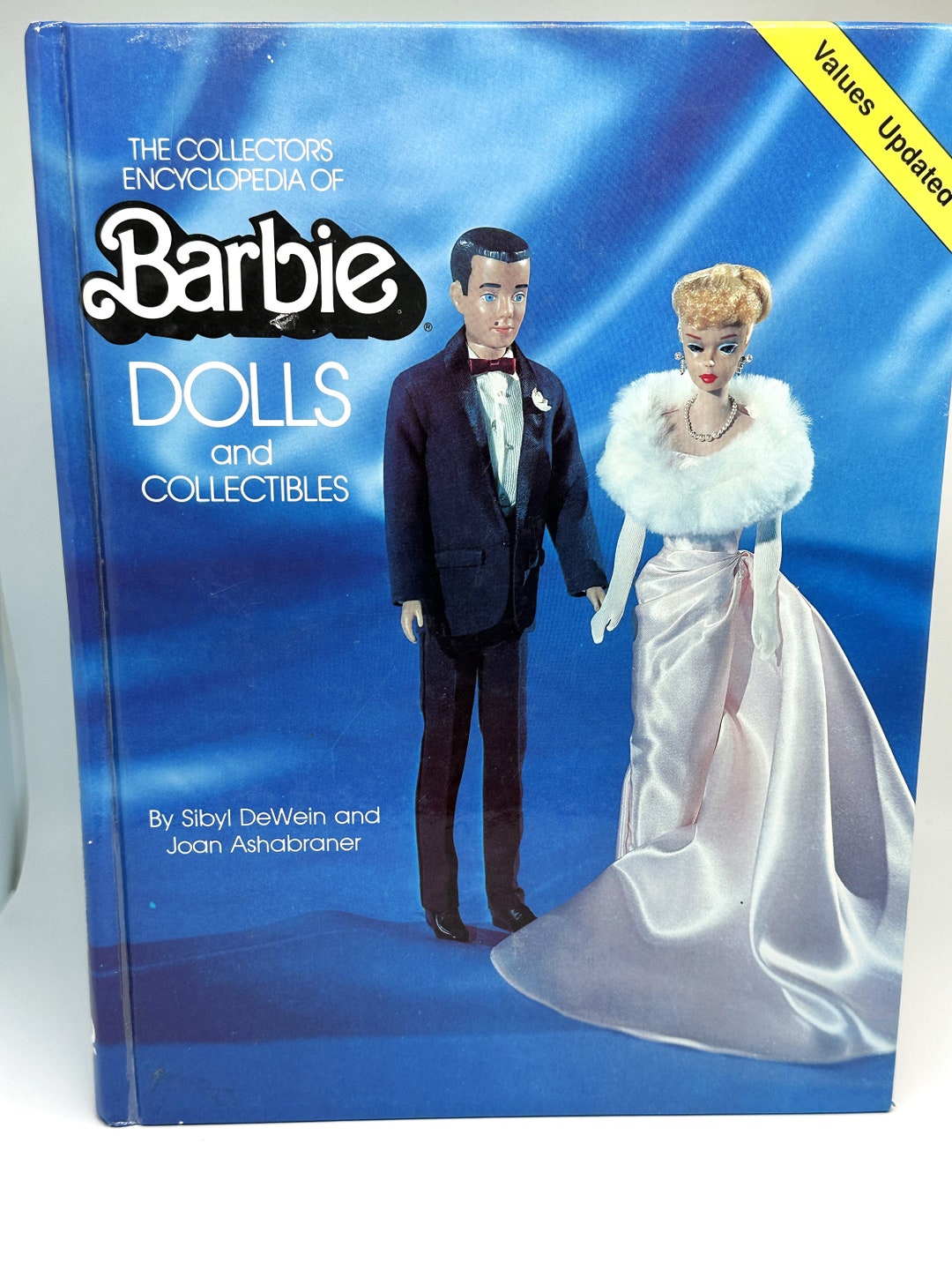 Barbie Encyclopedia/barbie Doll and Collectibles Book/sibyl Dewein & Joan Ashbraner/barbie