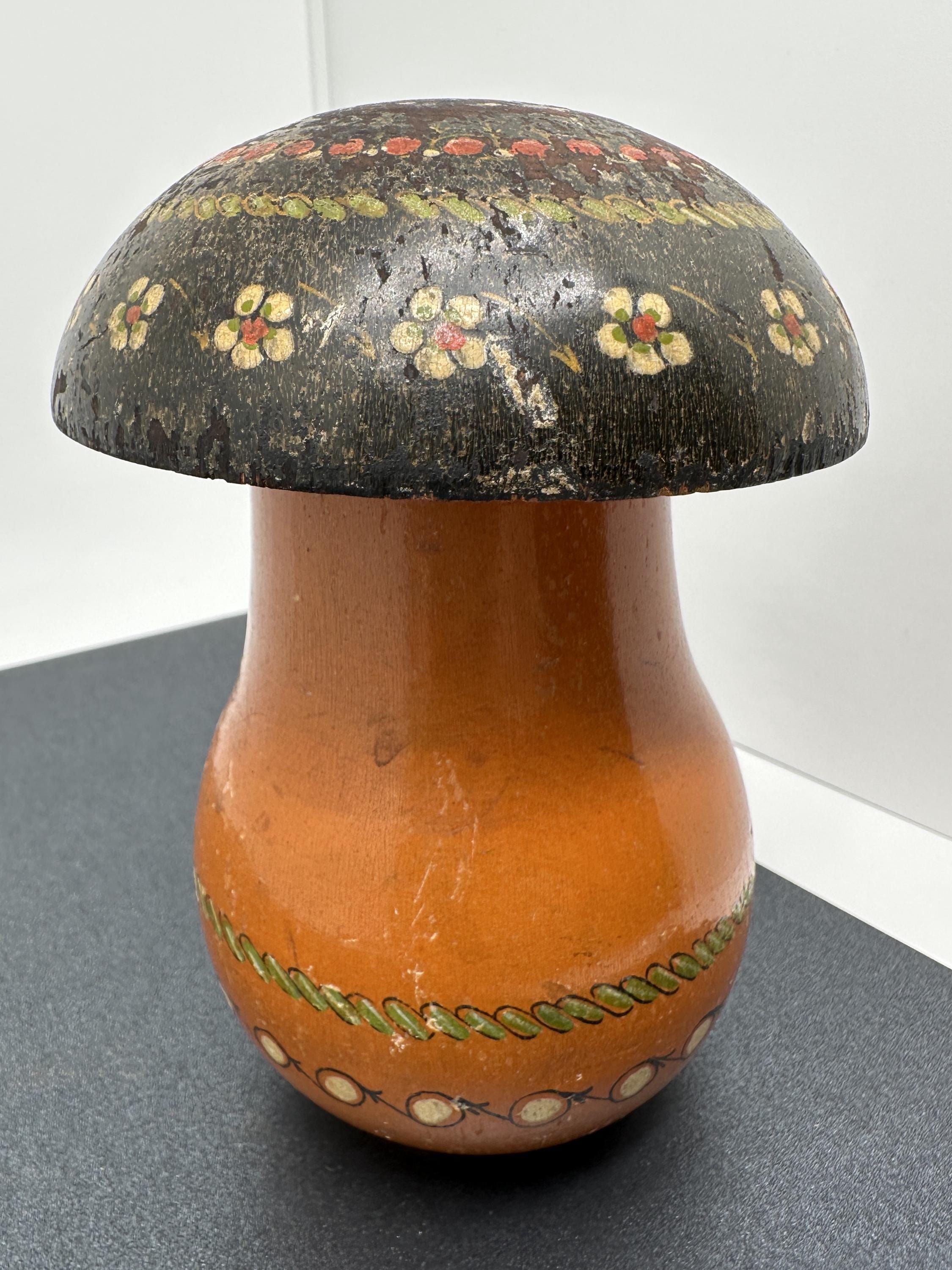 俵壺　ガラスケース付き Vintage Wooden Mushroom Shaped Box: Trinket, Ring, Needle