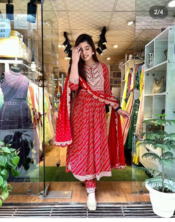 10 Trendy Outfits To Look Glam This Diwali: Diwali Dress | Designer kurti  patterns, Simple kurti designs, Long kurti designs