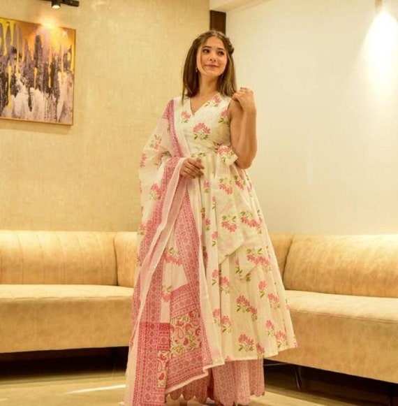 Women Salwar Kameez Dupatta Indian Wedding Designer Gift Dress