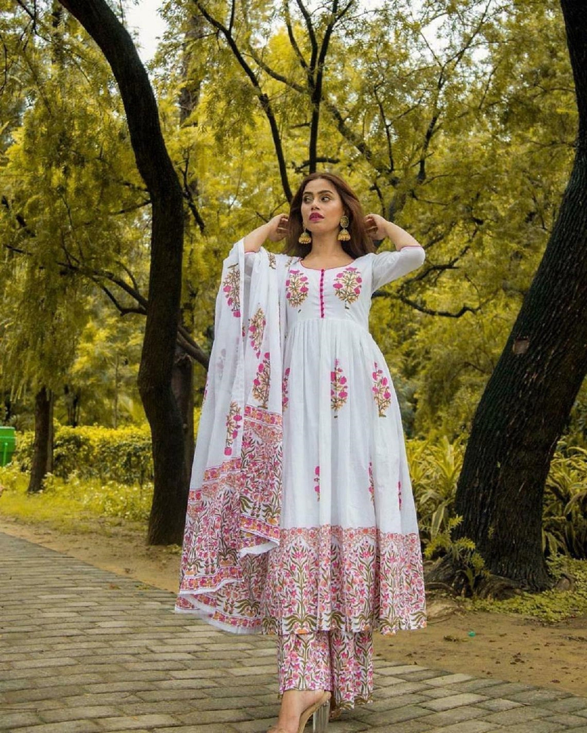 Best dress hotsell for girl friend