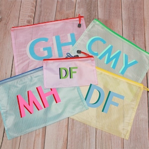 Personalisierte Pool-Tasche, Brautjungfer Strandbeutel-Monogramm, wasserdichte Aufbewahrungstasche, nass trockener Pool-Beutel-Organisator, Badeanzug, Name Reißverschlusstasche