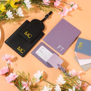 Custom Passport Holder,Holiday Travel Gift Set for Her,Destination Wedding Passport Covers,Aeroplane Gift,Bridal Party Favors,Wedding Favors