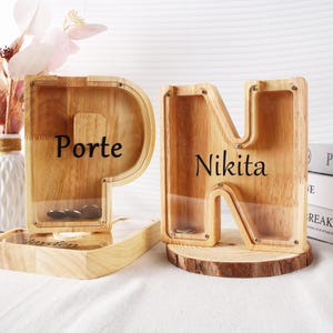Hucha con inicial personalizada, hucha de madera con letras, hucha de madera, hucha con nombre, hucha, regalo para niño, regalo para bebé, regalo para bebé