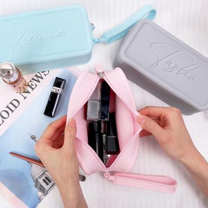 Personalized Silicone Beach Bag: Waterproof Cosmetic & Sunscreen Organizer