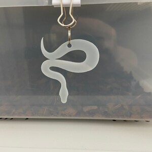 10 Single Colour Male Tags - Dove Grey