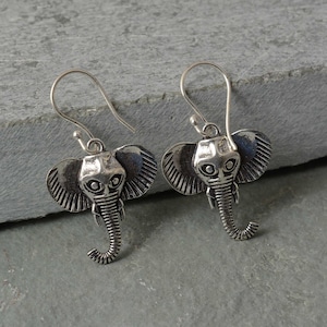 Kolczyki z motywem Ganesha Hoop, wyjątkowe kolczyki z motywem Boga Ganesha, kolczyki z motywem słonia, ręcznie robione kolczyki, wyraziste kolczyki, kolczyki etniczne, prezent dla niej