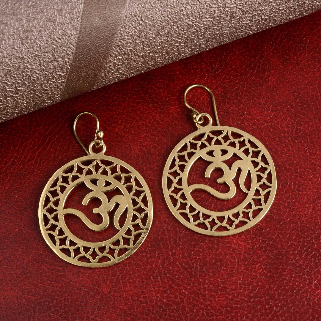Bohemian Om Yoga Chakra Sanskrit Hoop Dangling Silver Earrings with Garnet Stone #39 main image 0