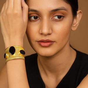 Vintage Gold Cuff Bracelet with Black Onyx Stones – Boho Statement Jewelry, Adjustable Ethnic Bangle for Women