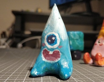 MMH's little monster - blue horn (Unique Clay Handcraft)