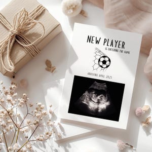 Cartão de anúncio de gravidez de futebol para marido e família | Cartão para impressão de ultrassom de bebê | Estamos esperando um bebê