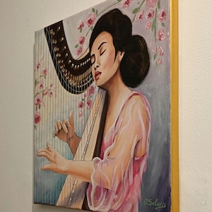 Cuadro acrílico original de una arpista sobre lienzo de 40x40 cm. Arte mural con temática musical para amantes del arpa.