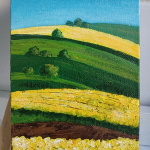 Mini toile Peinture acrylique originale de champs vallonnés, peinture acrylique d'été, peinture de paysage, peinture pour étagère, décoration de bureau, cadeau