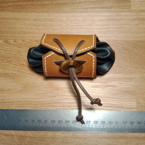 Petite bourse avec attache