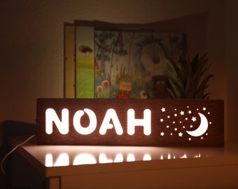 Gepersonaliseerd nachtlampje met maan en sterren Verjaardagscadeau baby - Aangepast nachtlampje peuter - Ideeën voor decoratie babykamer - Gepersonaliseerde babycadeau