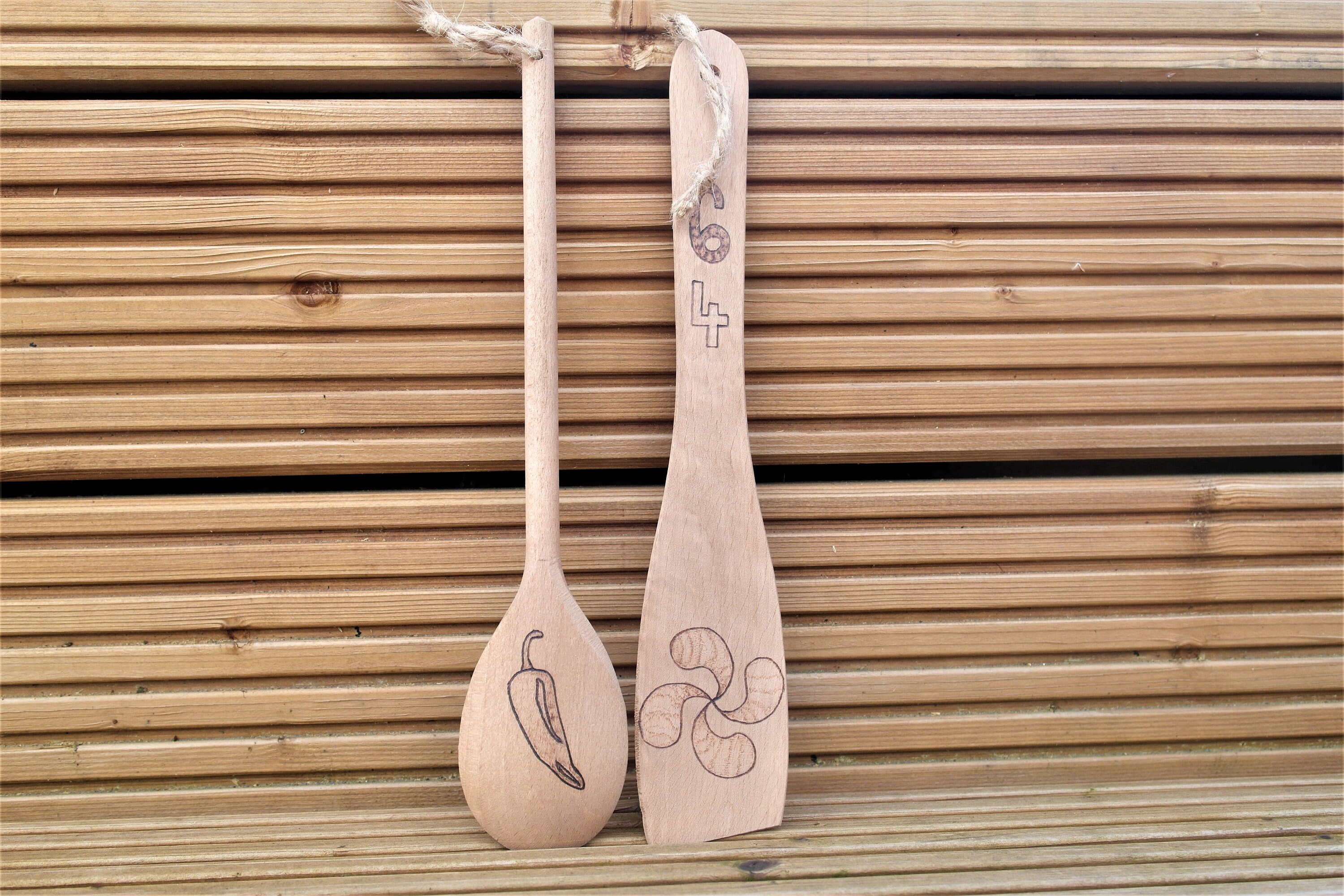 Cuillère et Spatule en Bois Pays Basque