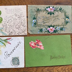 NUOVO STOCK Meravigliosa collezione di cartoline con fiori floreali in rilievo verde molto carino del 1900 Celluloide scritte a mano su vecchia carta Effimera