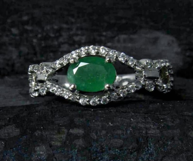 Oval Cut Emerald Ring Green Gemstone Ring 925 Sterling Silver Promise Ring 7*5 mm Emerald Engagement Ring