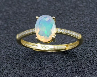 Oval Cut White Fire Opal Ring 1.20 carats 6*8 mm Oval Opal Simple Solitaire Ring, Minimalist October Birthstone Ring Gift for Wife