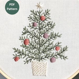 Christmas Tree Hand Embroidery Pattern, Beginner Christmas Embroidery, Christmas Tree Ornament PDF