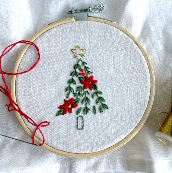 Povitrulya Kreuzstich-Set „Merry Christmas“ – Inkl. Allem Für Weihnachtsmotive Wie Baum, Schneeflocke & Weihnachtsmann
