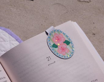 Hibiscus Flower Magnetic Bookmark