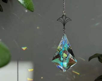 Crystal Suncatcher for Window, Hanging Prism Light Catcher, Elegant Sun Reflection Decor, Minimal Rainbow Maker for Home