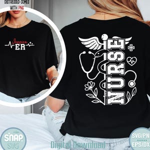 K&ouml;nnte beinhalten: Ein schwarzes T-Shirt mit einer wei&szlig;en, abgenutzten Grafik eines Arztestabes, Stethoskops und dem Wort "NURSE". Die Grafik befindet sich auf der R&uuml;ckseite des Shirts. Die Vorderseite des Shirts hat eine wei&szlig;e, abgenutzte Grafik eines Herzschlags mit dem Text "Jessica ER".